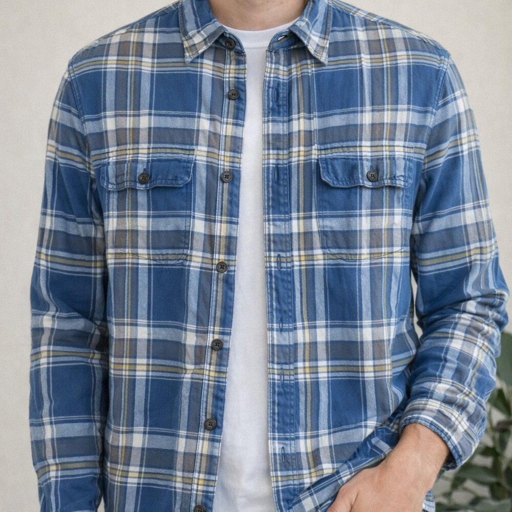 Aéropostale Blue Plaid Button-Up Shirt | Size Small